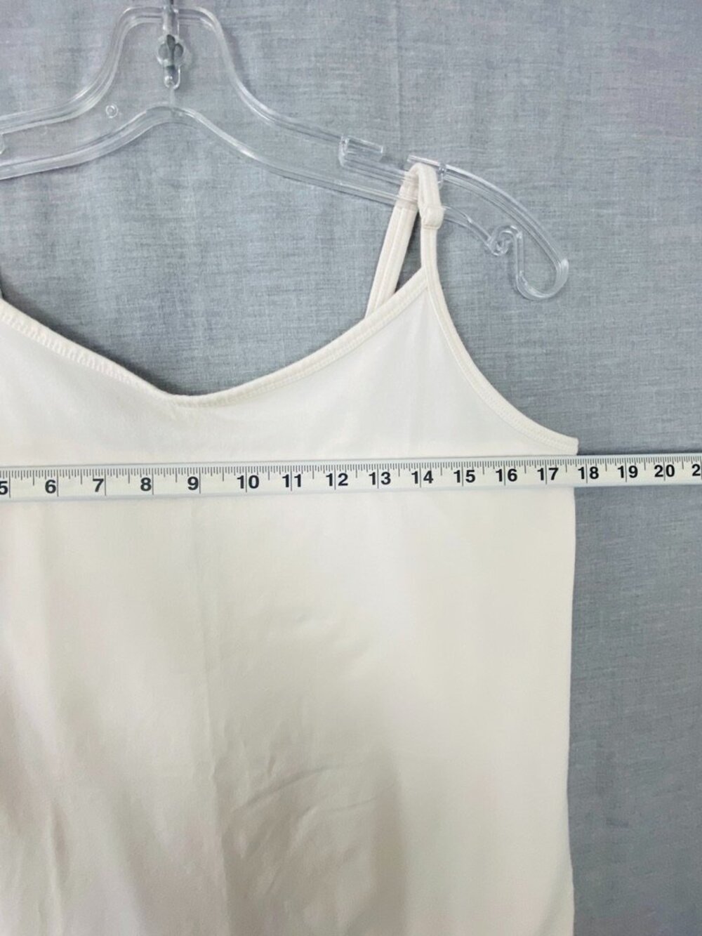 Torrid Foxy Cami Size 2 Light Cream Colour Adjustable Straps - Picture 4 of 5